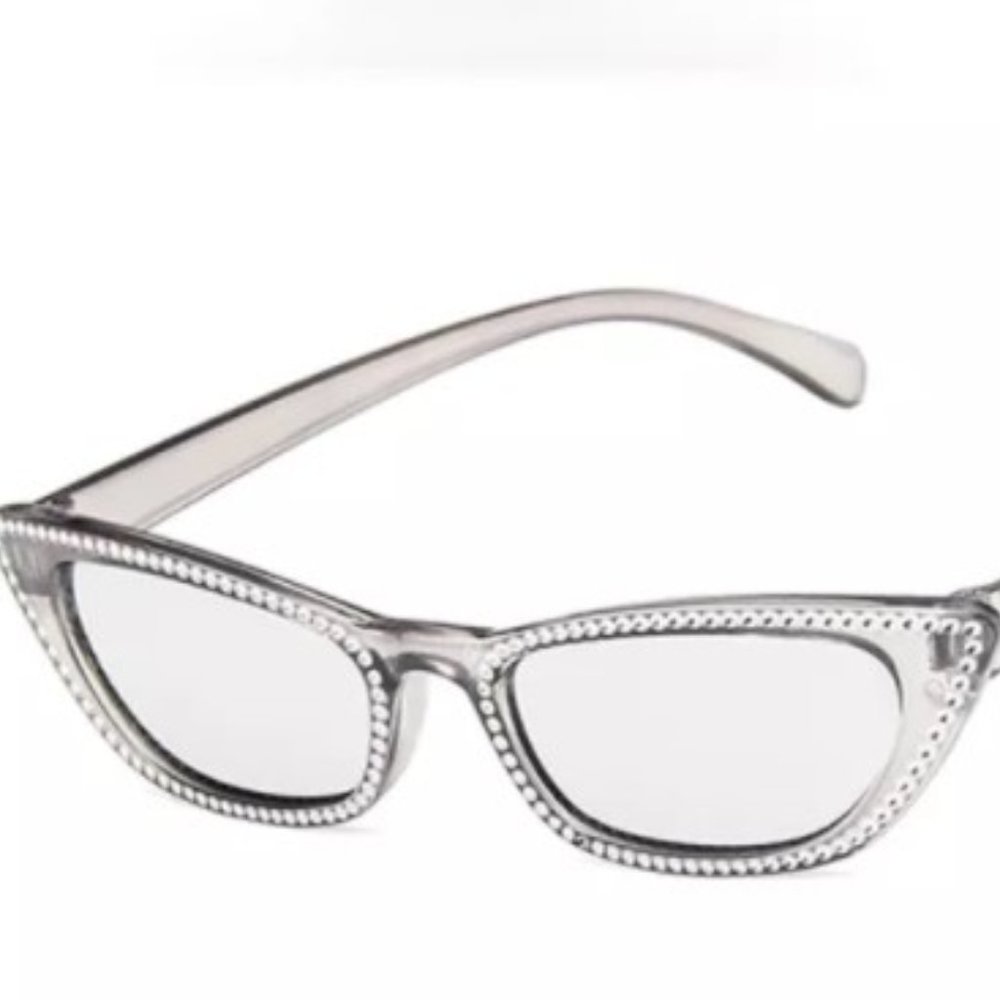 #89 🔵Cat Eye Rhinestone and Smoky Grey Sunglasses